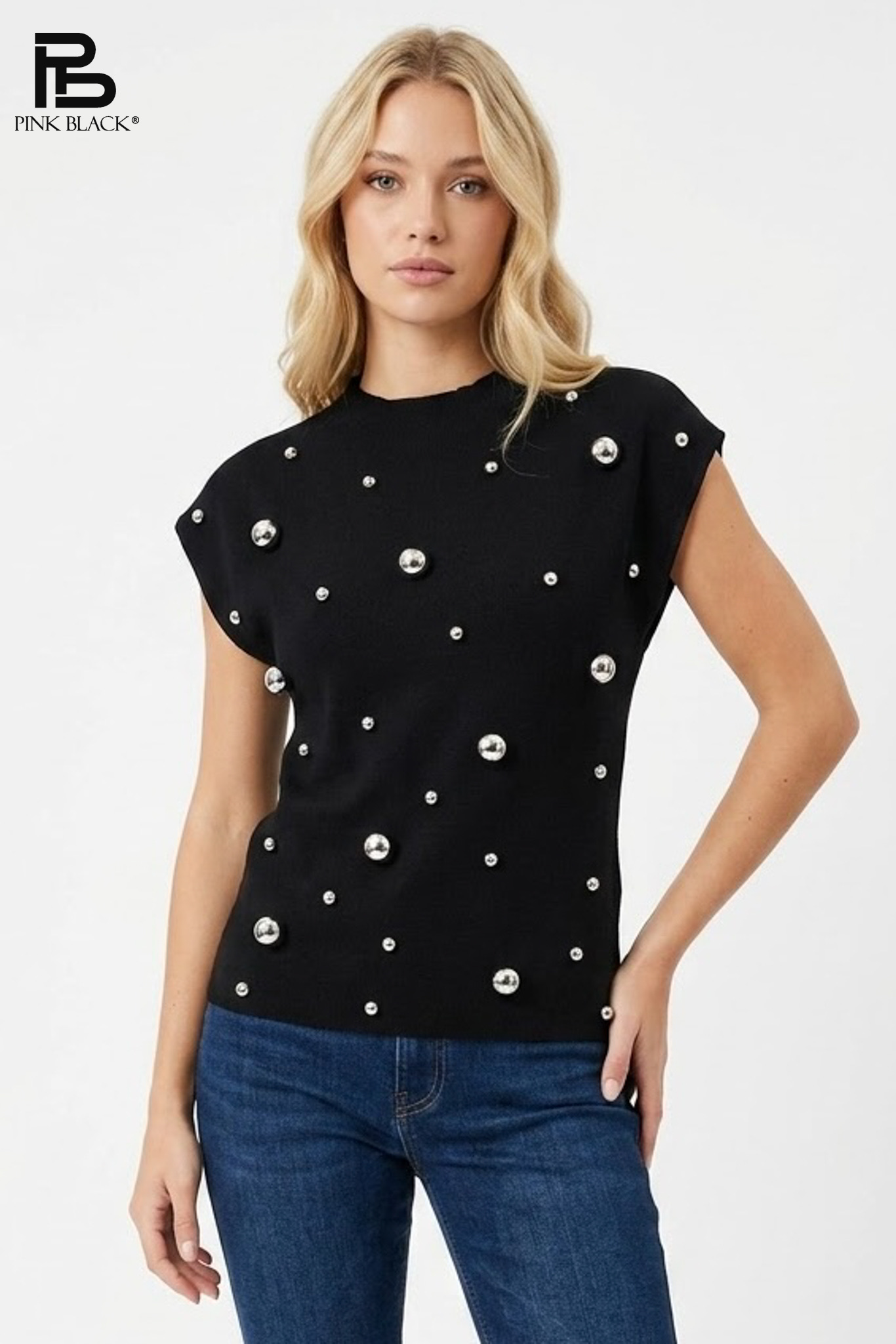Sweter Dopasowany z Ćwiekami
