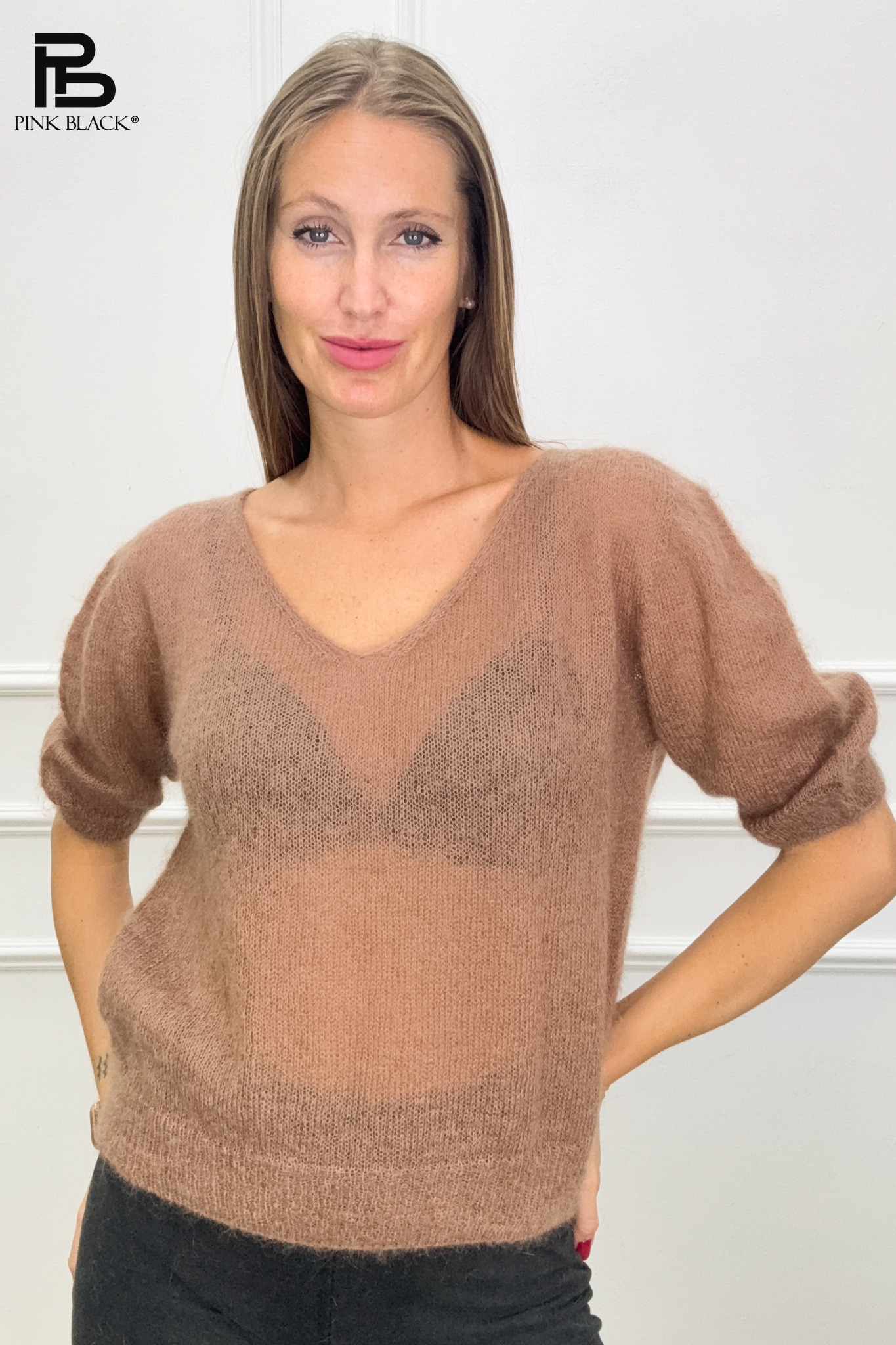Sweter V z bufkami