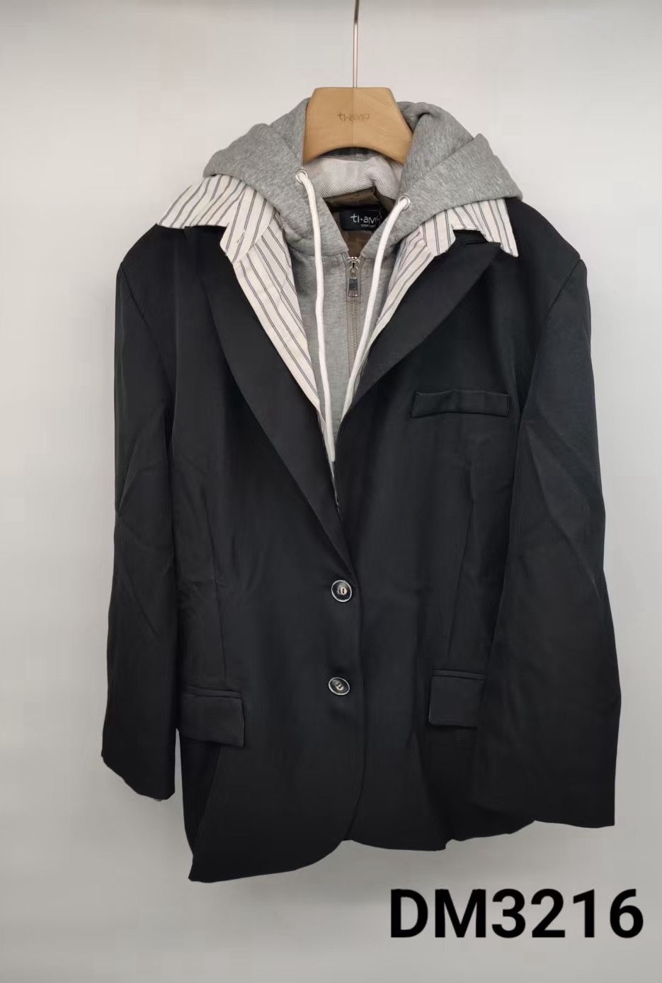 Kurtka Krawiecka z Klapami
