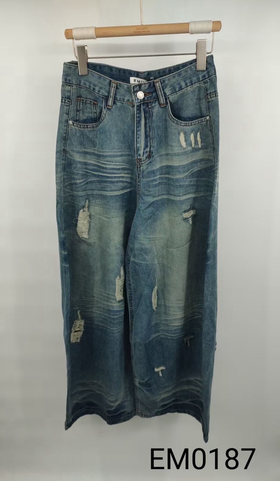 Spodnie Jeans Proste Przetarcia