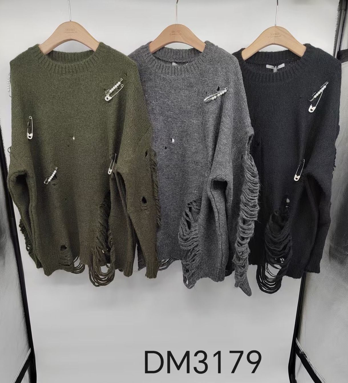 Sweter Oversize z Ćwiekami