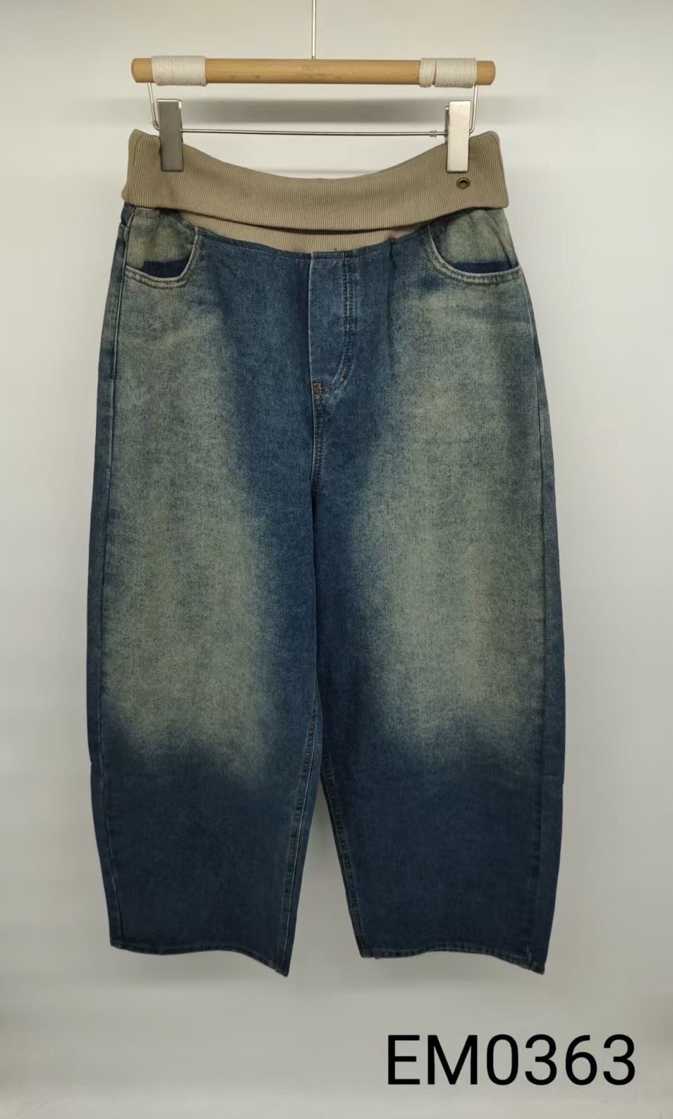 Spodnie wide leg z gumką