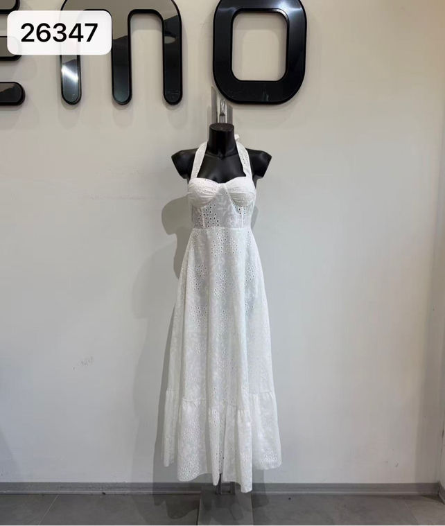 Sukienka Halter Maxi Rozkloszowana