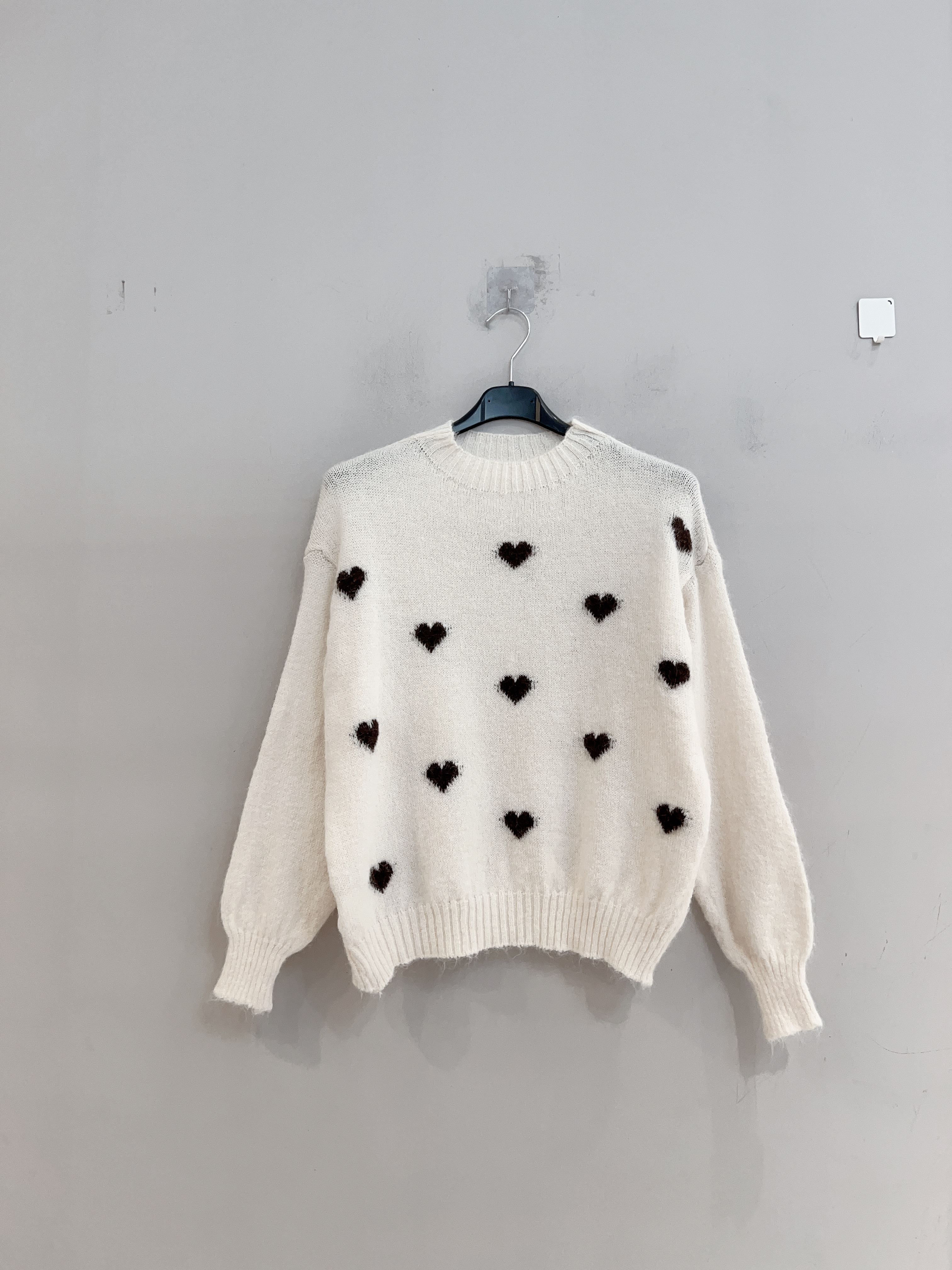 Sweter Prosty z Sercami