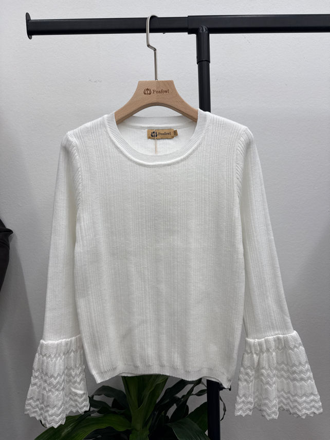 Sweter Prążkowany Z Koronką