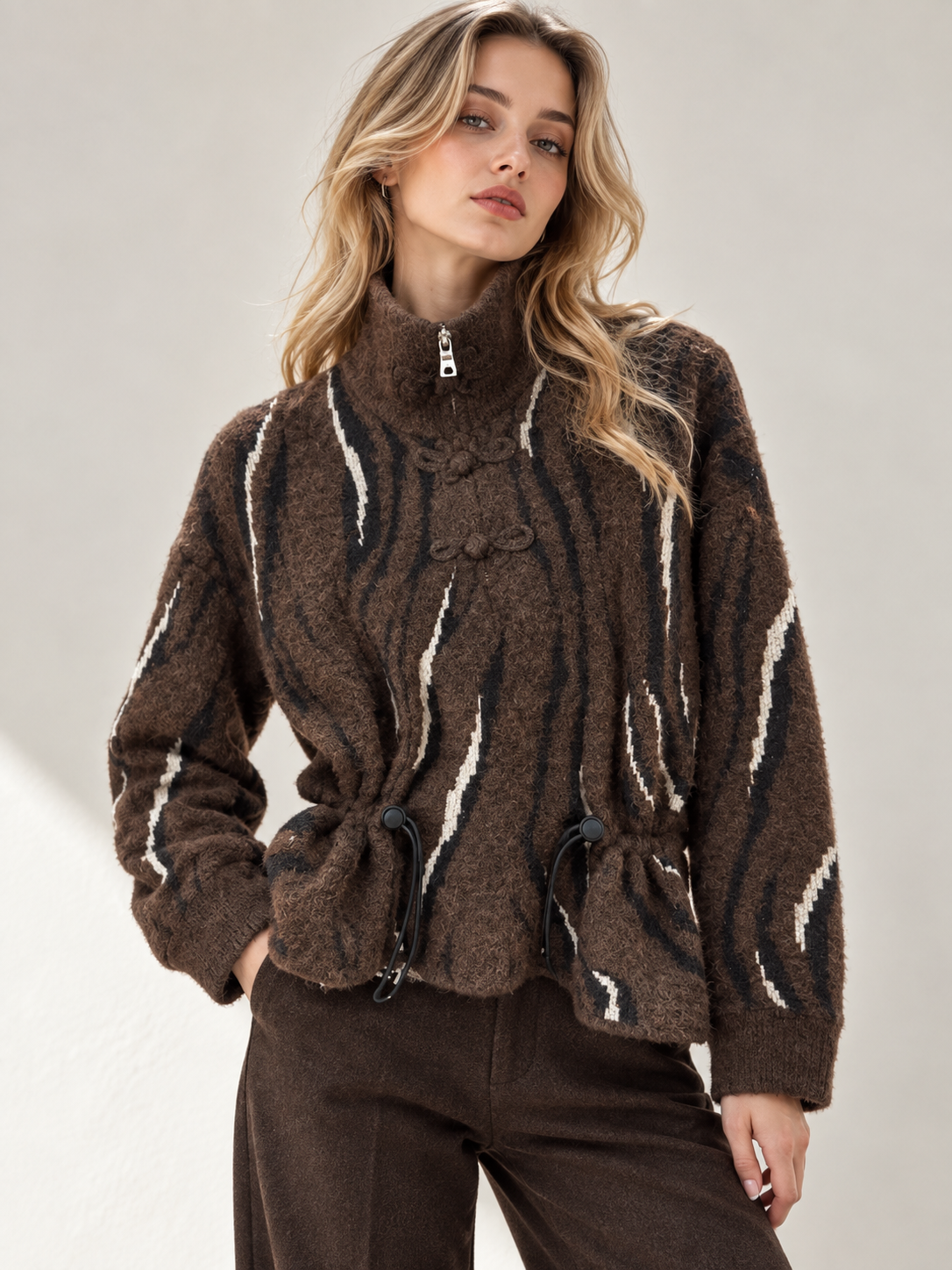 Sweter Golf Z Trokami