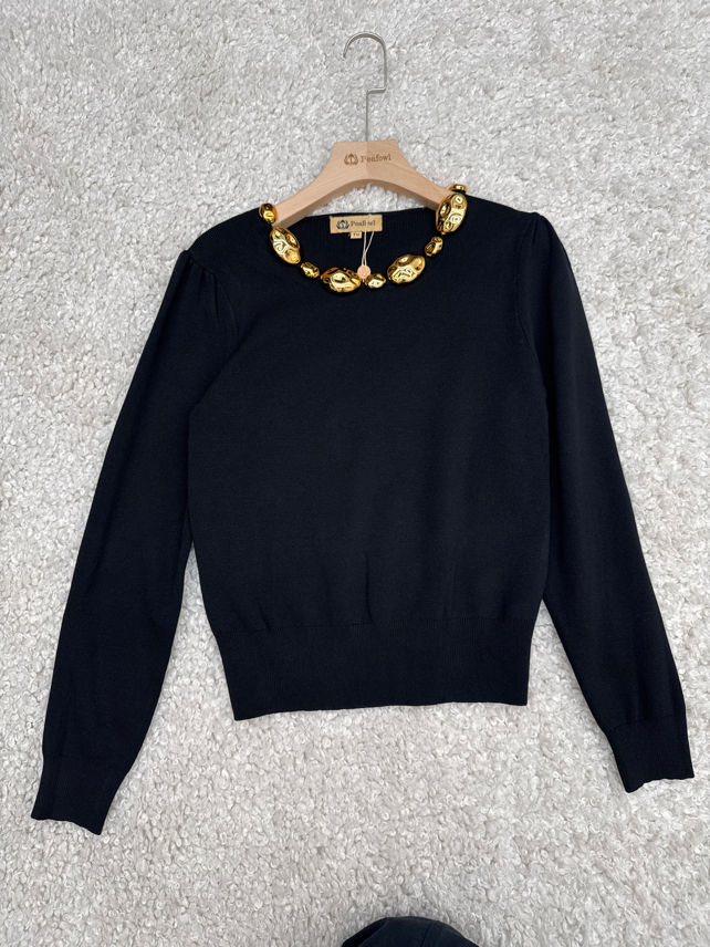 Sweter Okrągły Dekolt Guziki