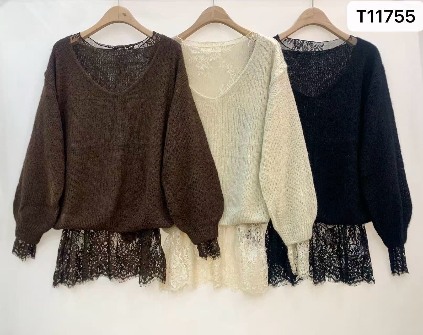 Sweter z Koronką