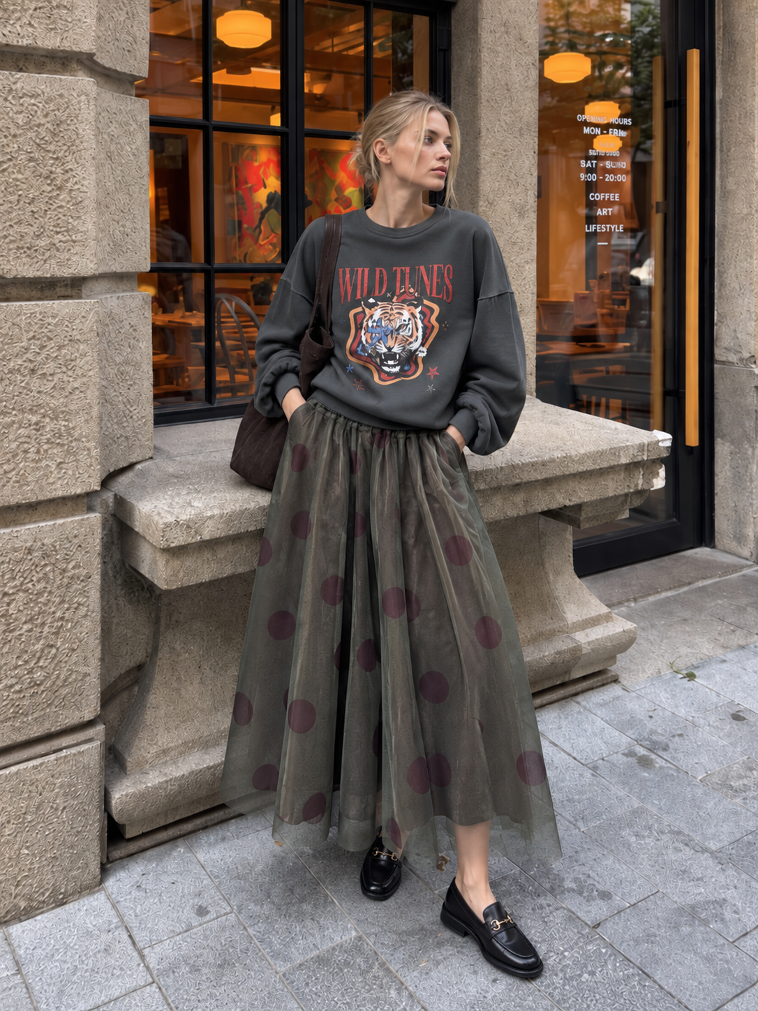 Bluza Oversize z Ćwiekami