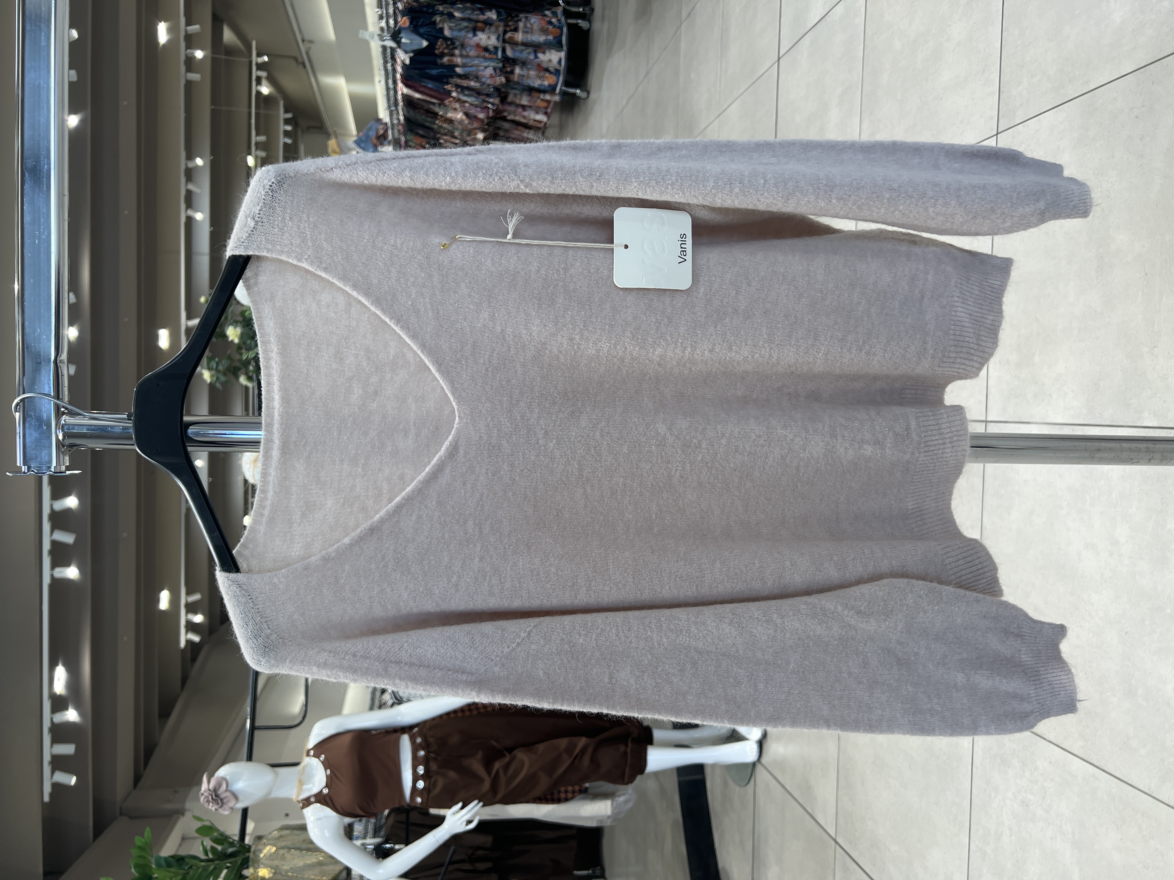 Sweter V Prosty Fason