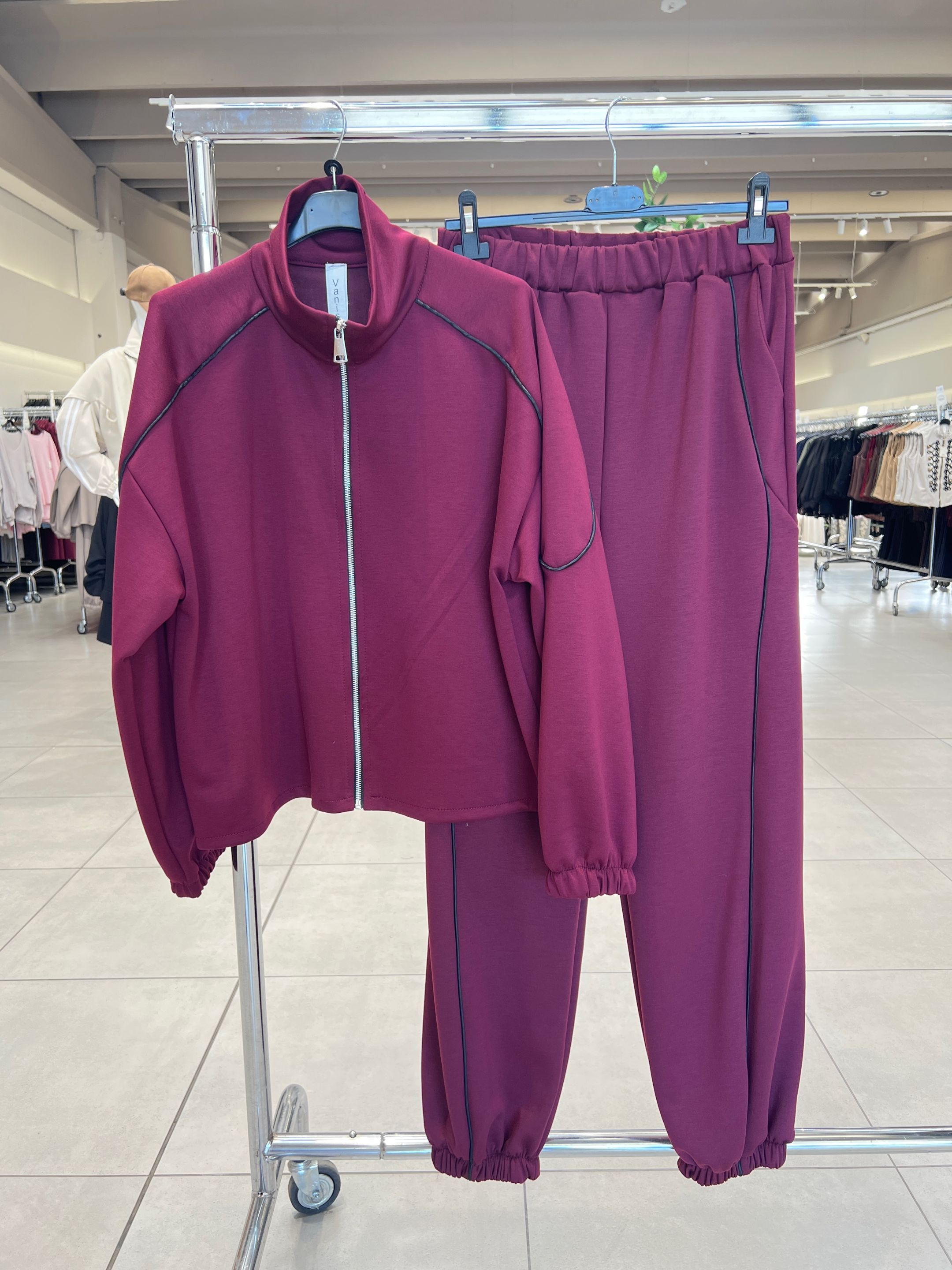 Komplet Joggery z Półgolfem