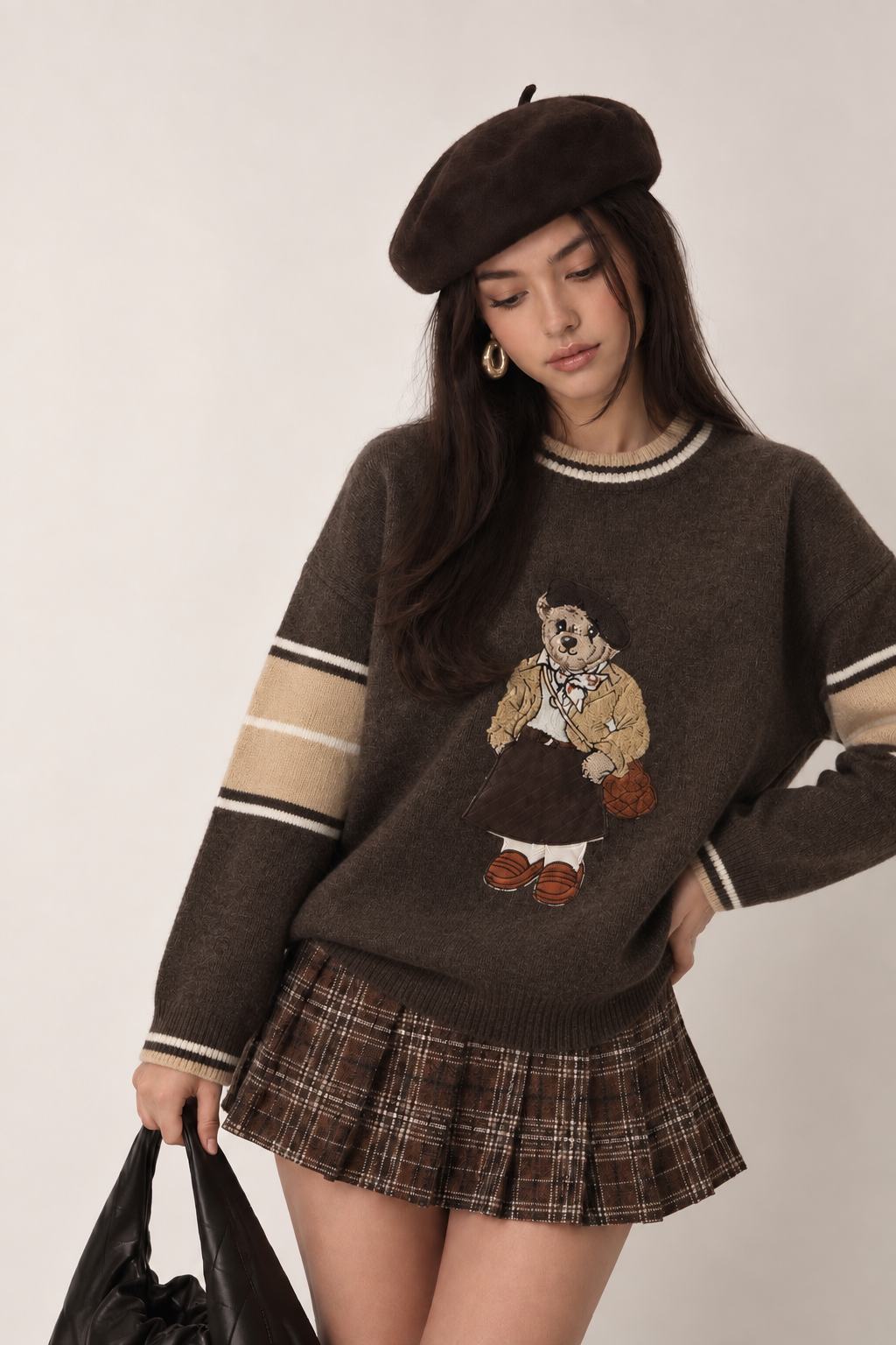 Sweter Luźny z Aplikacją