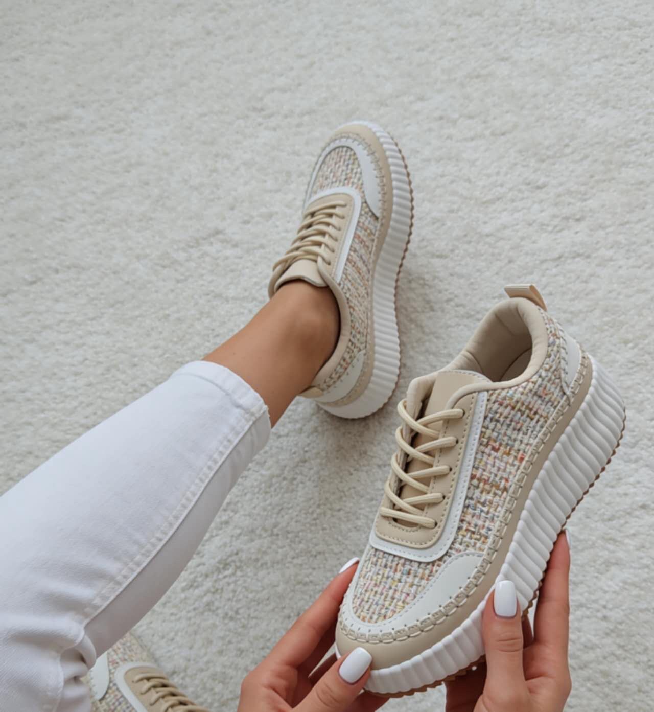 Sneakersy na Platformie z Tweedu