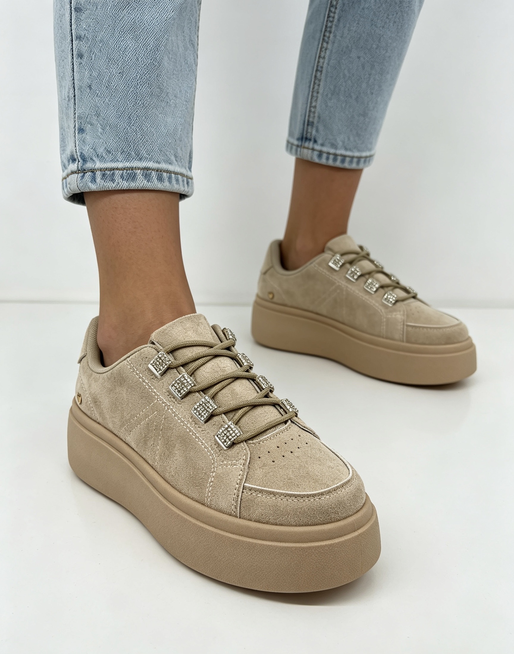 Sneakersy Na Platformie Ćwieki