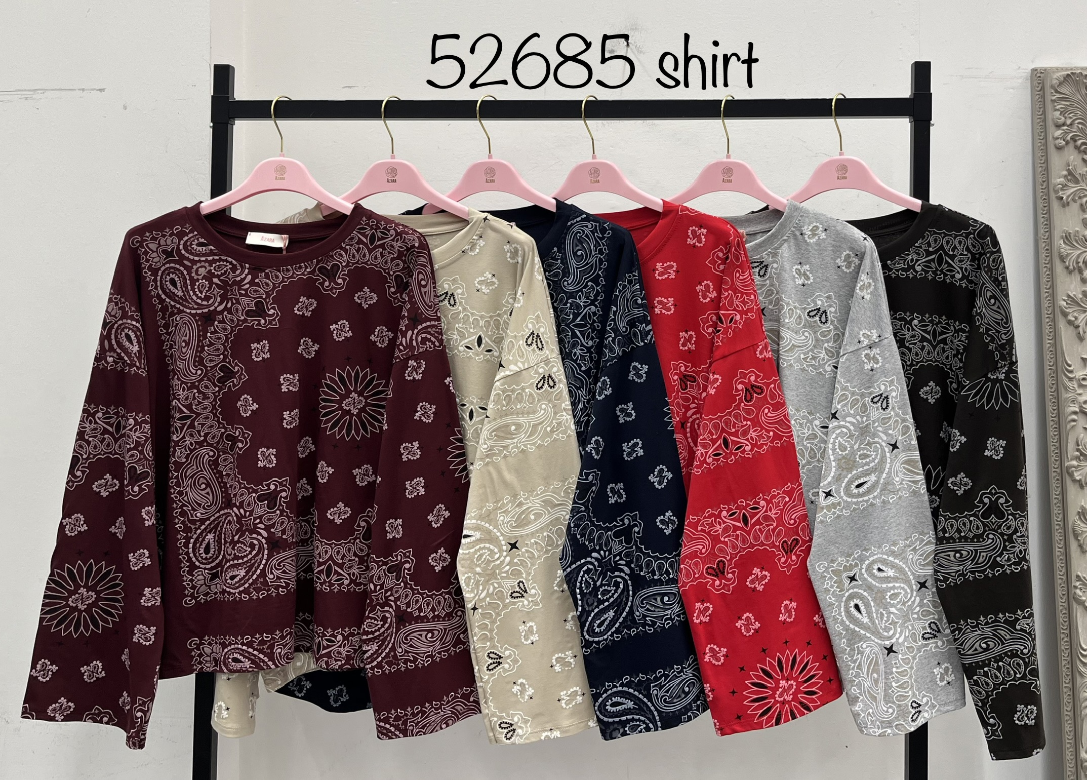 Bluzka z nadrukiem bandana