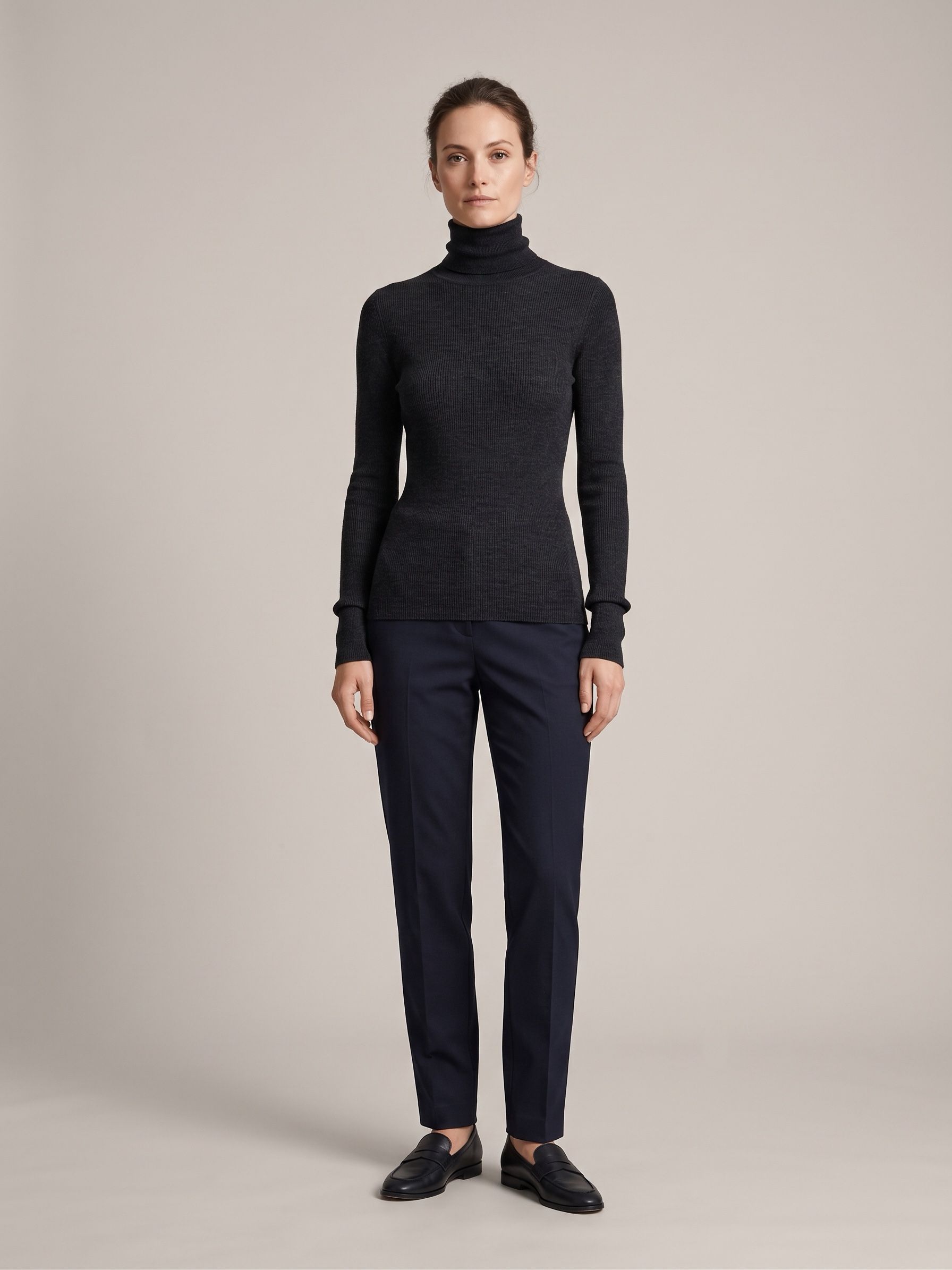 Sweter Dopasowany z Golfem