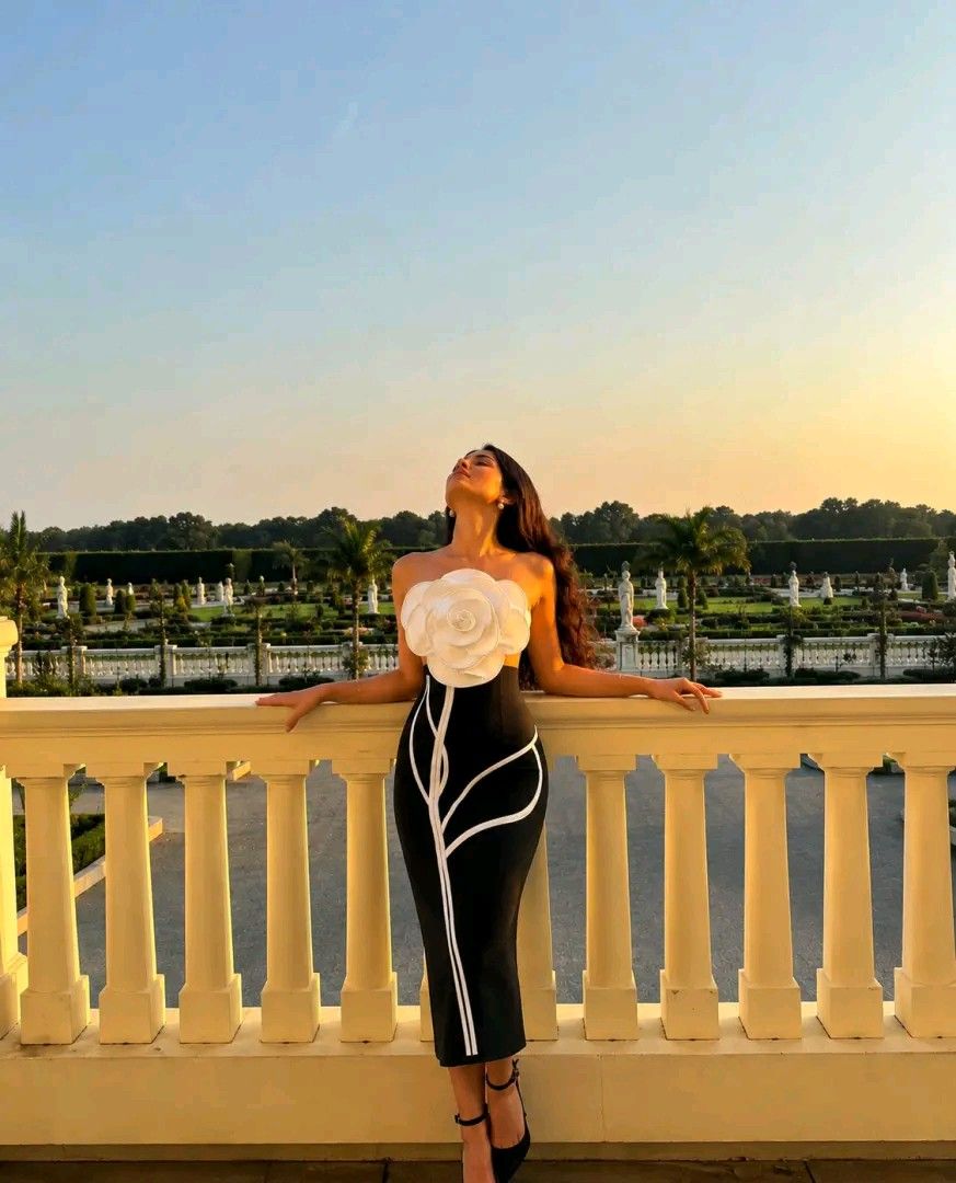 Sukienka Ołówkowa Midi Off-Shoulder