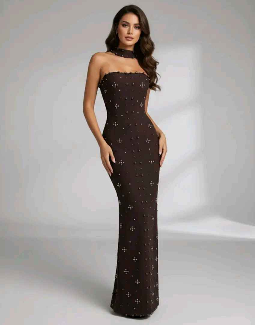Sukienka Maxi Halter z Ćwiekami