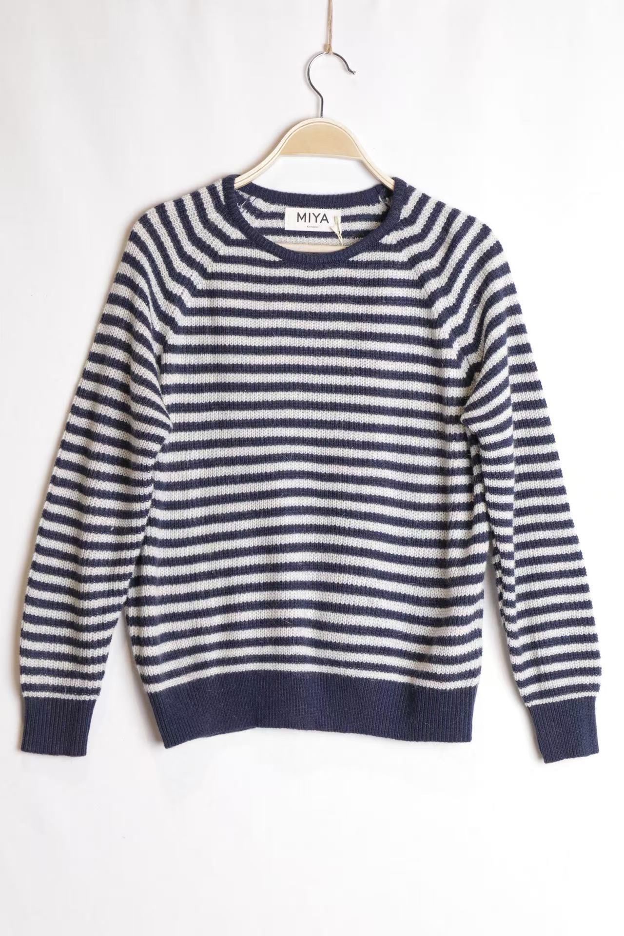 Sweter Regular Prosty