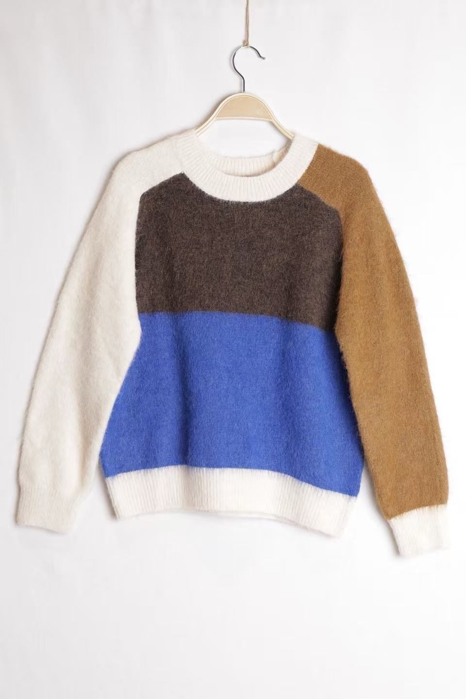 Sweter Color-Block Raglan