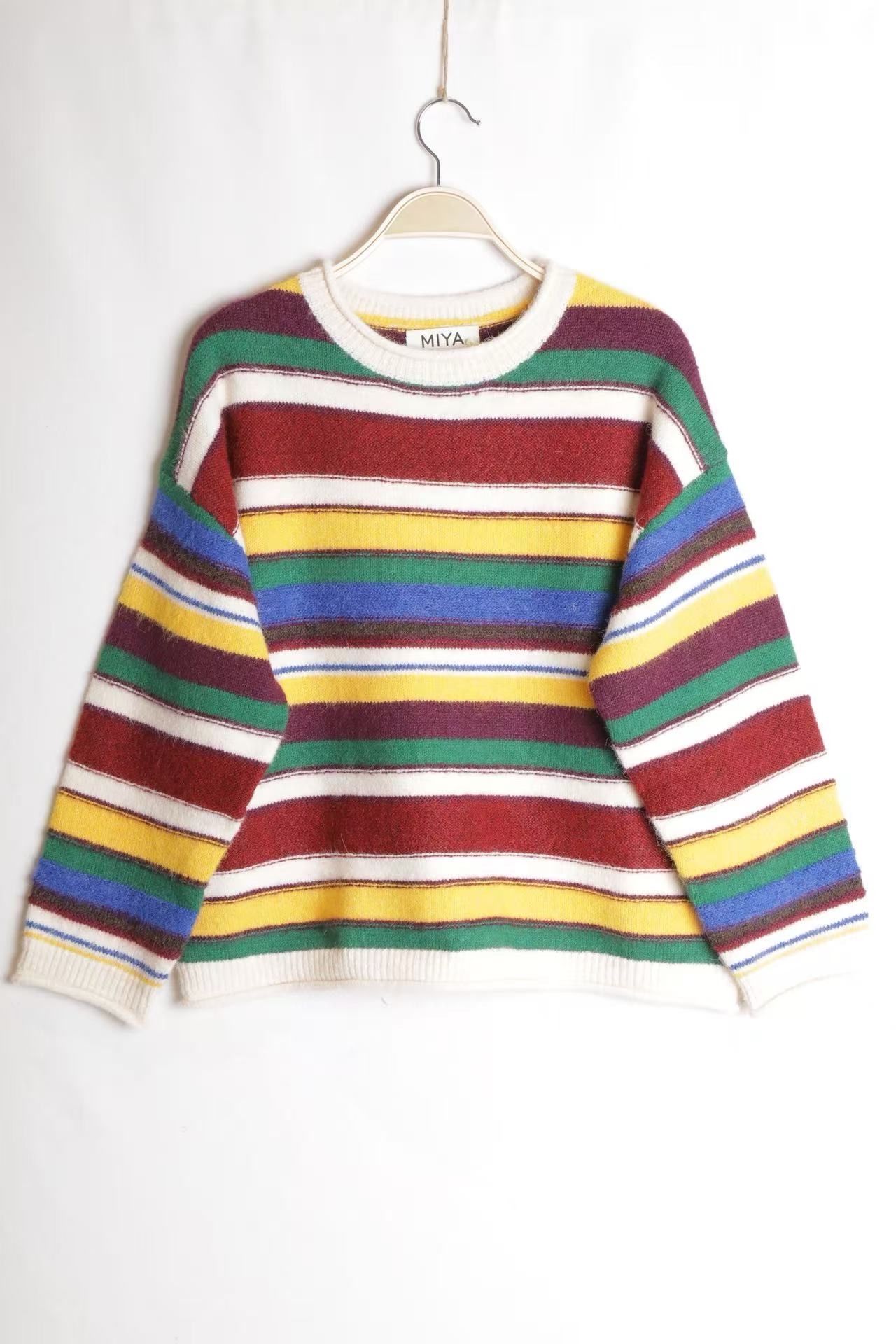 Sweter luźny w paski