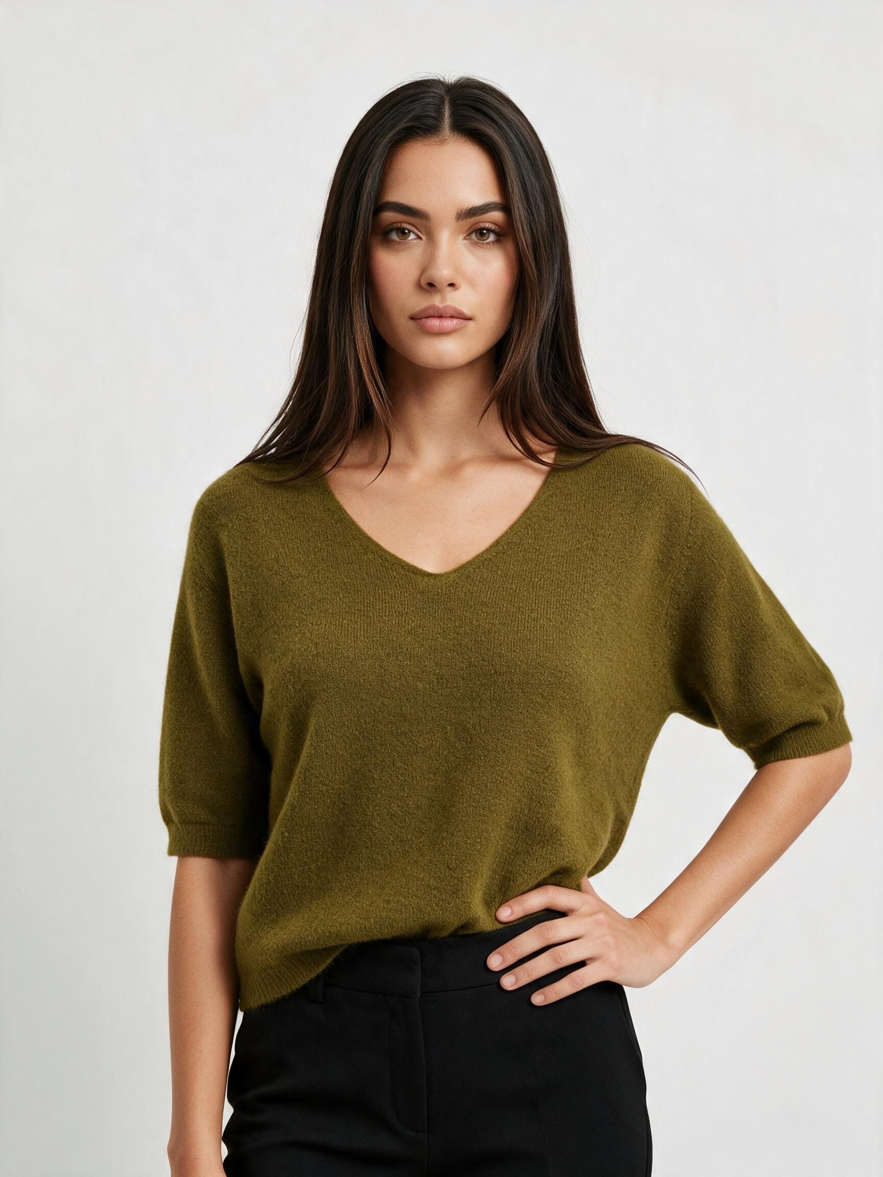 Sweter V z Bufkami