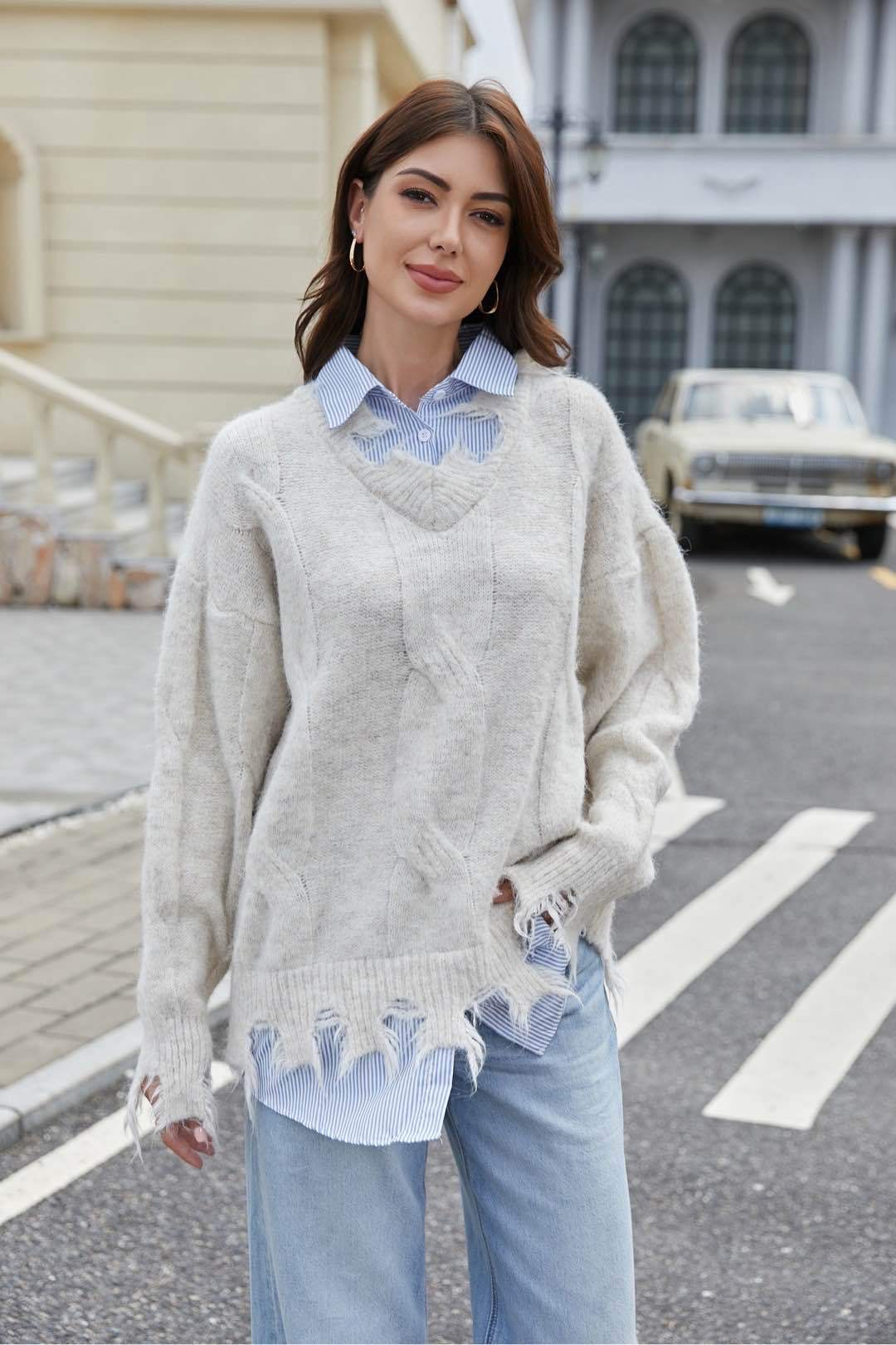 Sweter luźny z wycięciami