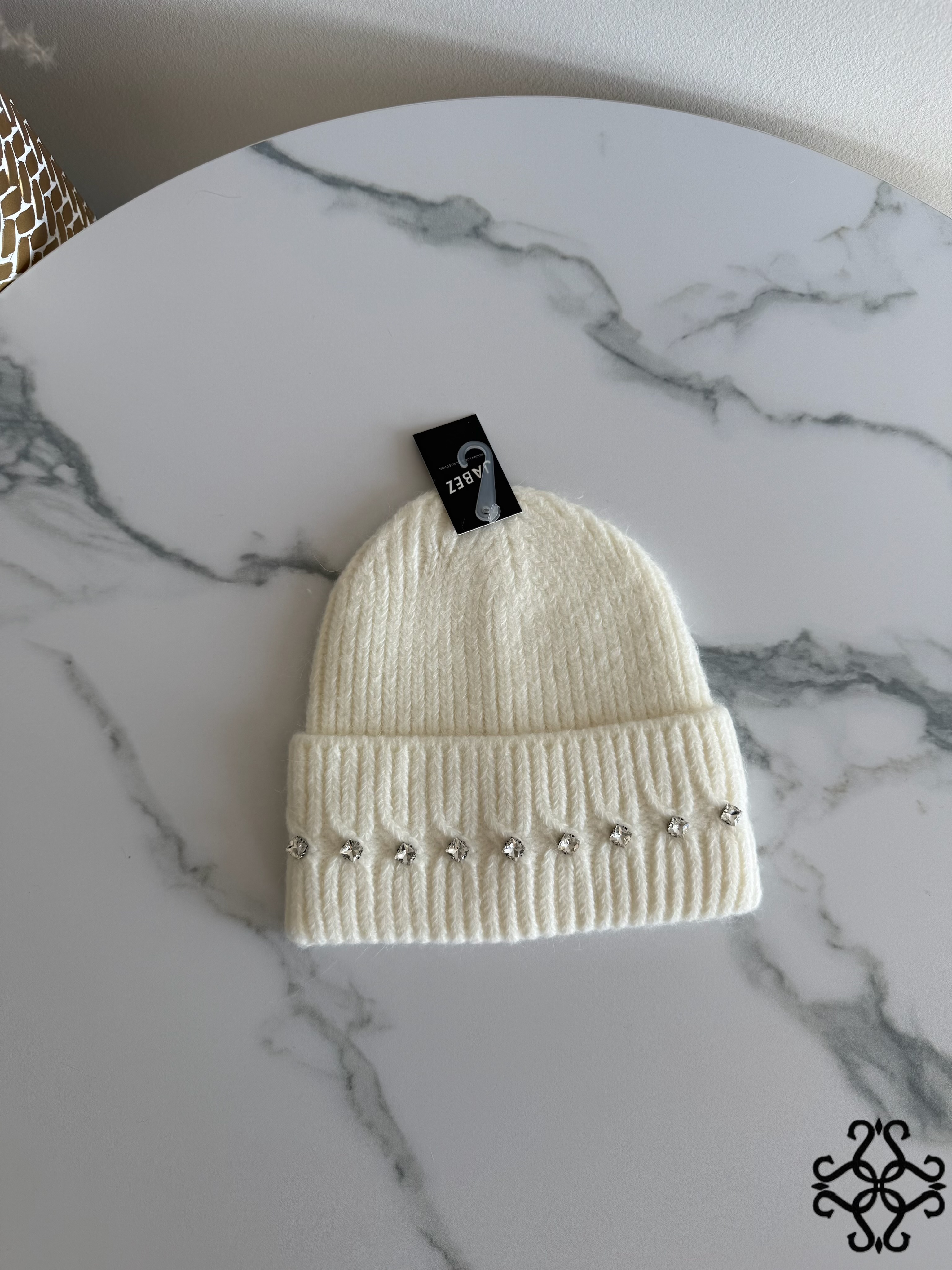 Czapka Beanie z Ćwiekami