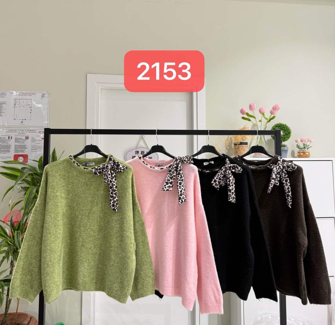 Sweter luźny z kokardą