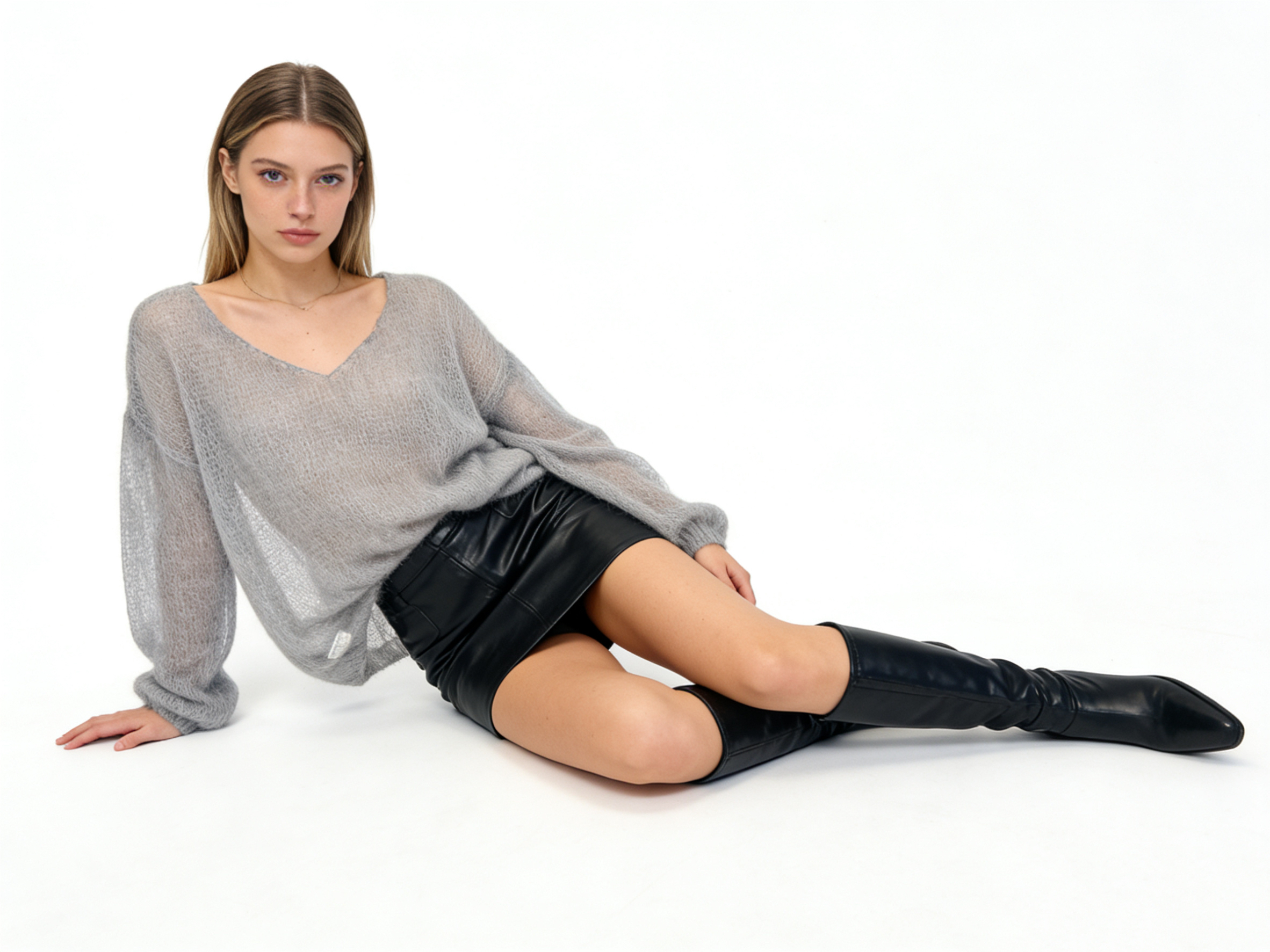 Sweter Luźny V-Neck
