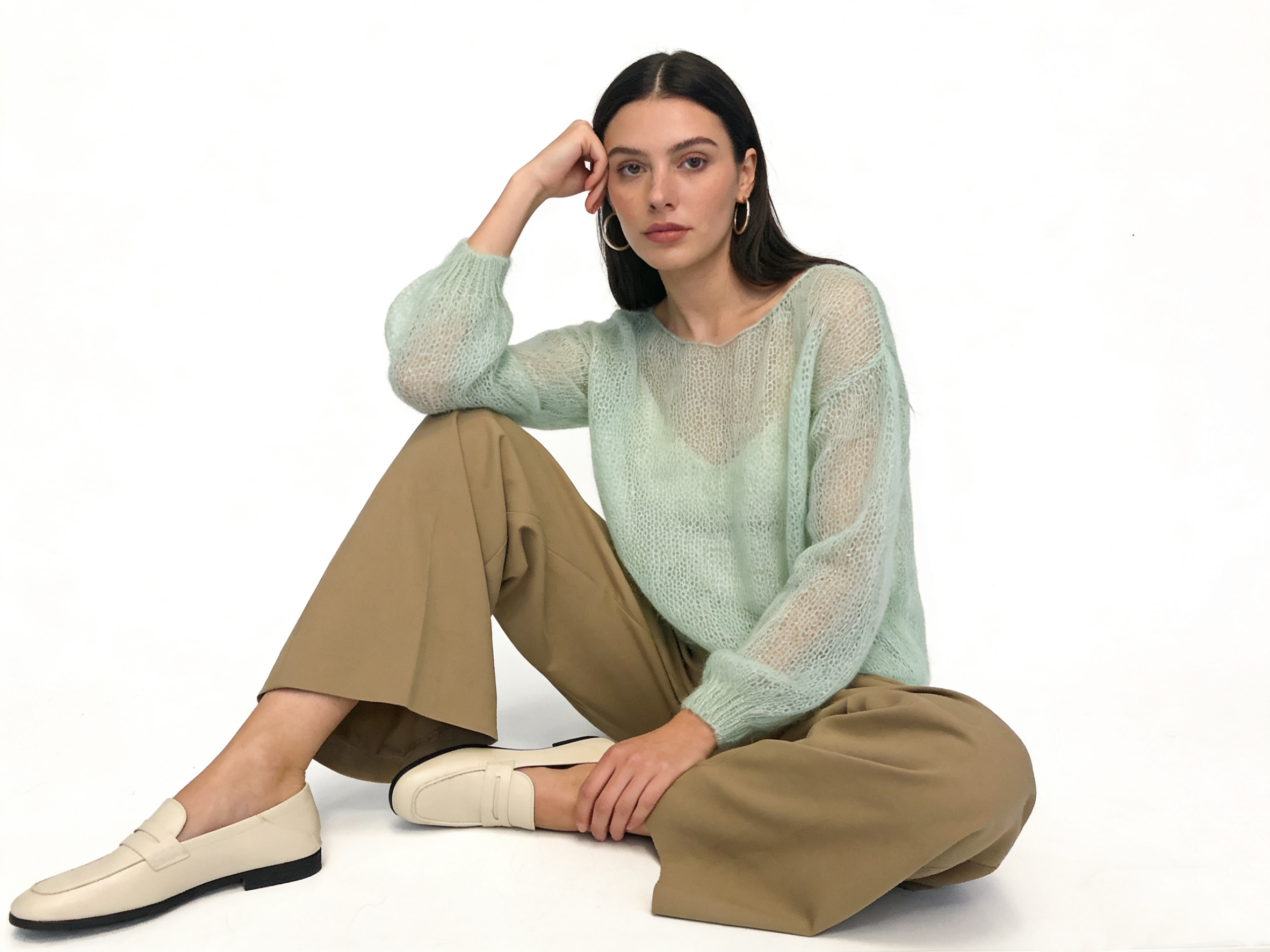Sweter Prosty Z Bufką